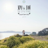Joy & Jan | Santorini Vacation Photoshoot