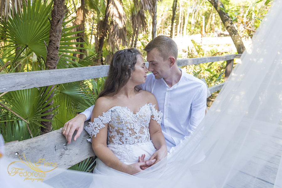 Honeymoon photoshoot in a cenote in Tulum Mexico, Cancun , Elena Fedorova photographer, #24189