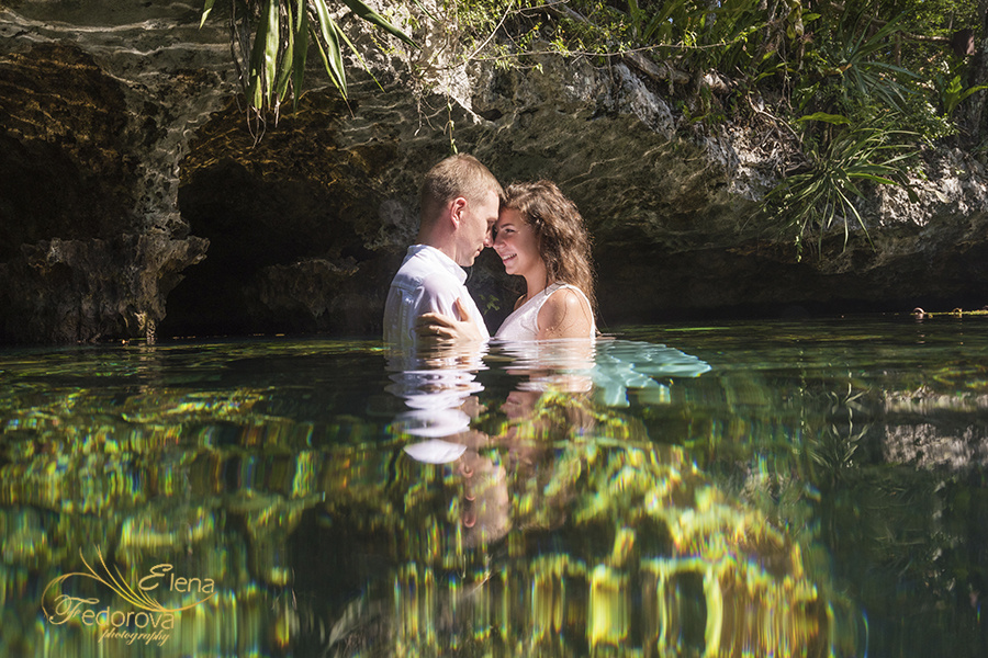 Honeymoon photoshoot in a cenote in Tulum Mexico, Cancun , Elena Fedorova photographer, #24192