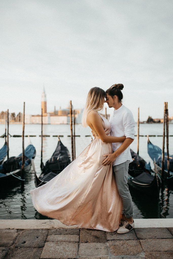 Dreamy Sunrise Couples Session In Venice, Italy, Kinga  photographer, #24942