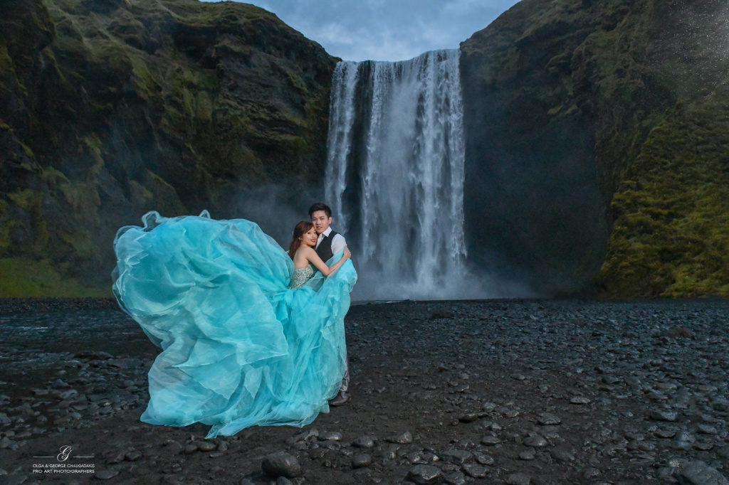 ICELAND WEDDING PHOTOGRAPHER