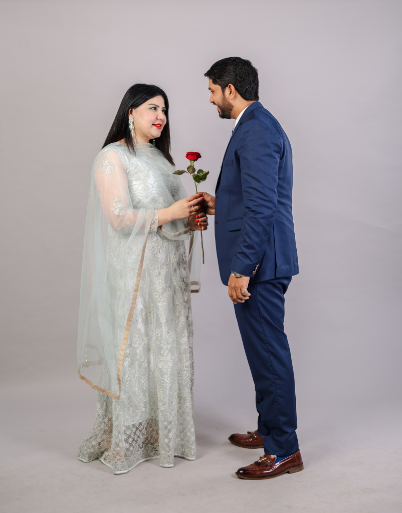 Indian couple (Love Story Studio)