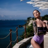 Sexy Bali photoshoot for 2 girls