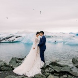 Wedding photoshoot in South Iceland