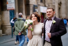 Anniversary in Rome. Wedding walk and ceremony