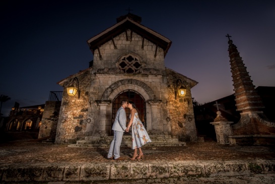 Destination photographers Singapore Bali Seychells Cuba Maldives Paris Prague Rome Dubai Thailand Mauritius Dominican republic